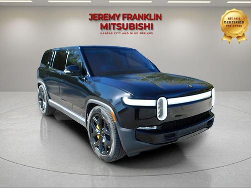 2023 Rivian R1S Adventure