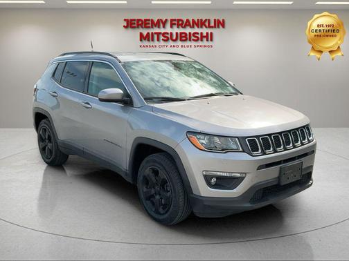 Billet Silver Metallic Clearcoat 2017 Jeep New Compass Latitude