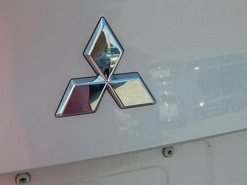 2023 Mitsubishi Outlander PHEV SEL