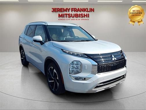 2023 Mitsubishi Outlander PHEV SEL