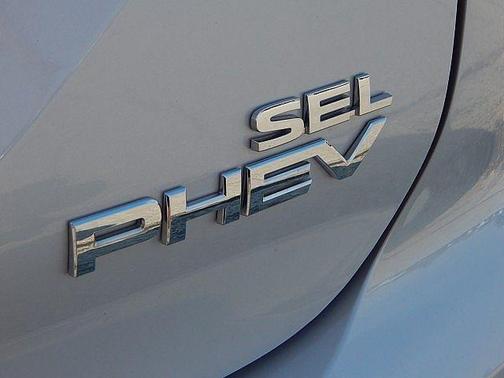 2023 Mitsubishi Outlander PHEV SEL