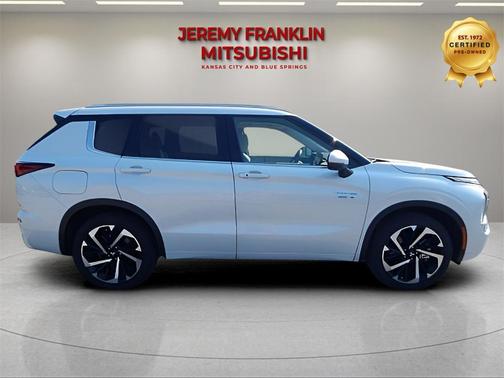 2023 Mitsubishi Outlander PHEV SEL
