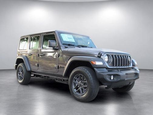 Granite Crystal Metallic Clearcoat 2026 Jeep Wrangler Sport
