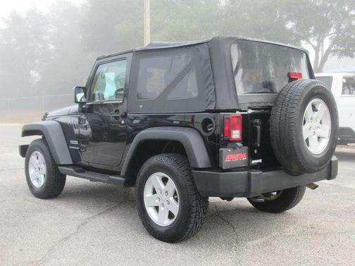 2017 Jeep Wrangler Sport