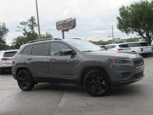 2023 Jeep Cherokee Altitude