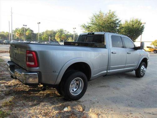 2021 RAM 3500 Limited Crew Cab 4x4 8' Box