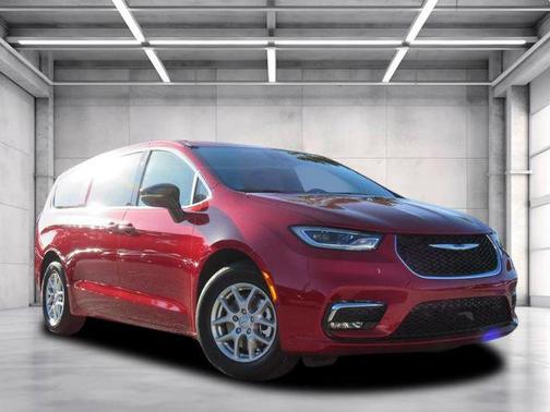 2026 Chrysler Pacifica L