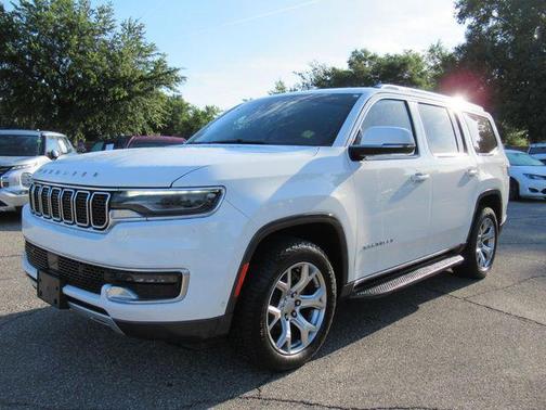 Bright White Clearcoat 2022 Jeep Wagoneer Series II 4x4