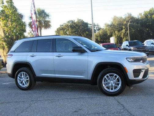 2025 Jeep Grand Cherokee Laredo X