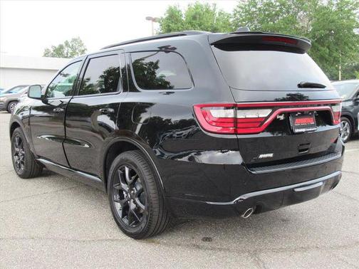 DB Black Clearcoat 2026 Dodge Durango GT Plus HEMI V8