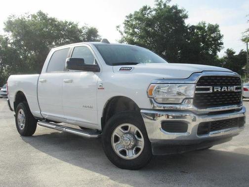 2022 RAM 2500 Big Horn Crew Cab 4x4 6'4' Box