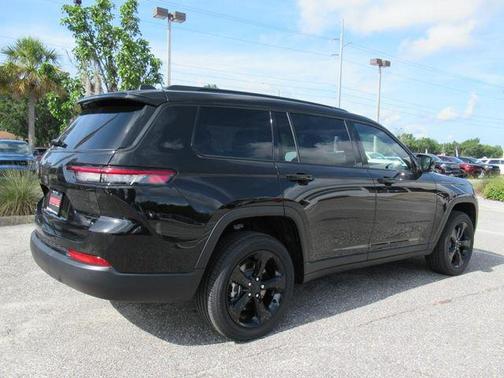 2025 Jeep Grand Cherokee L Altitude