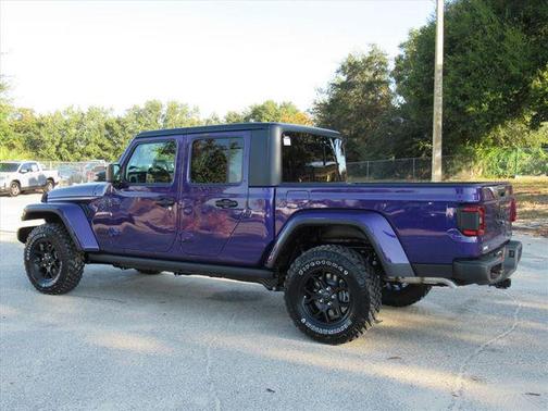 2026 Jeep Gladiator Willys 4x4