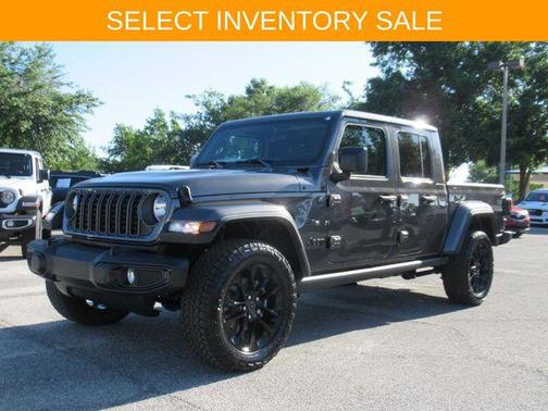 2025 Jeep Gladiator Nighthawk