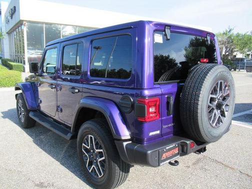 Reign 2026 Jeep Wrangler 4-Door Sahara 4x4