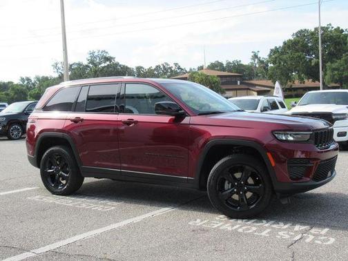 2025 Jeep Grand Cherokee Altitude
