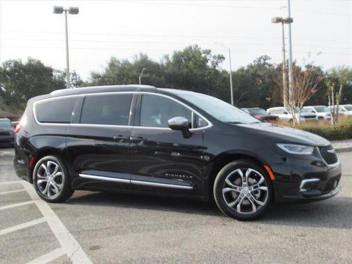2026 Chrysler Pacifica Pinnacle FWD