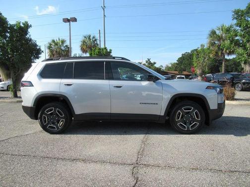 Silver Zynith Clearcoat 2026 Jeep Cherokee Limited