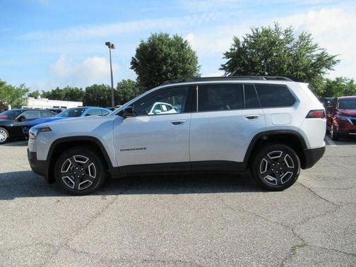 Silver Zynith Clearcoat 2026 Jeep Cherokee Limited