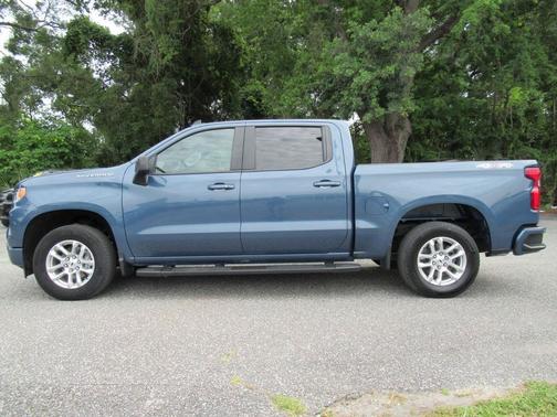 Lakeshore Blue Metallic 2024 Chevrolet Silverado 1500 RST