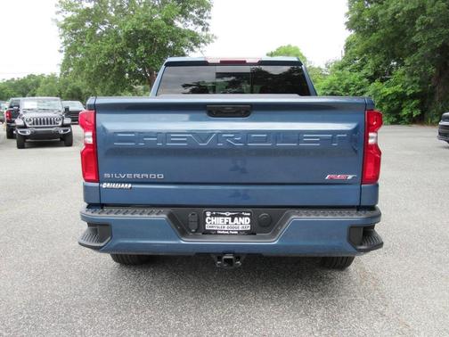 Lakeshore Blue Metallic 2024 Chevrolet Silverado 1500 RST