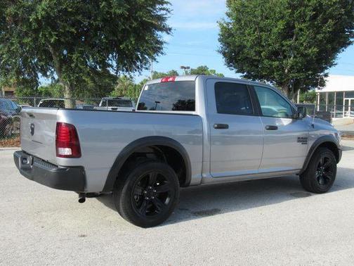 2024 RAM 1500 Classic Warlock Crew Cab 4x2 5'7' Box