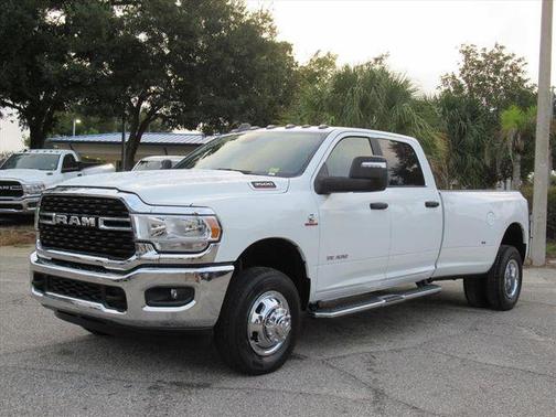 2024 RAM 3500 Big Horn Crew Cab 4x4 8' Box