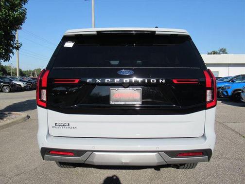 Silver Metallic 2025 Ford Expedition Platinum