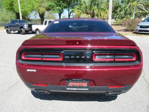 2020 Dodge Challenger SXT
