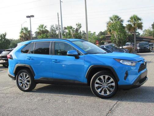 2021 Toyota RAV4 XLE Premium