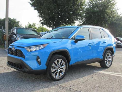 2021 Toyota RAV4 XLE Premium