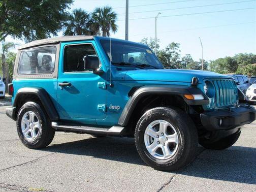 Bikini Pearlcoat 2020 Jeep Wrangler Sport