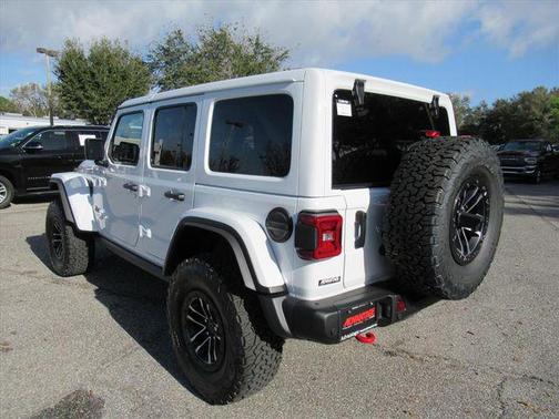 Bright White Clearcoat 2026 Jeep Wrangler Rubicon X