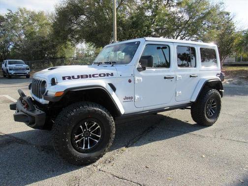 Bright White Clearcoat 2026 Jeep Wrangler Rubicon X
