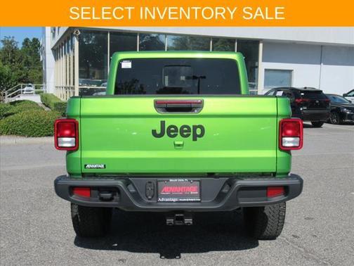 2025 Jeep Gladiator Nighthawk