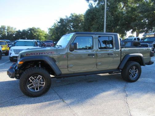 41 2026 Jeep Gladiator Mojave 4x4