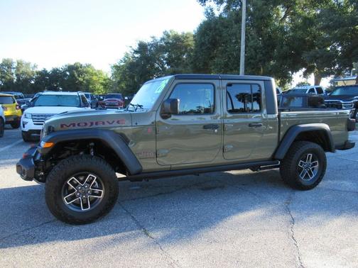 41 2026 Jeep Gladiator Mojave 4x4