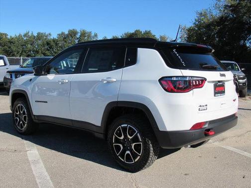2026 Jeep Compass Trailhawk