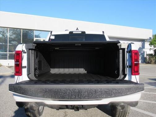 2025 RAM 1500 ST