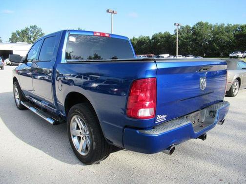 Blue Streak Pearlcoat 2016 RAM 1500 Tradesman/Express