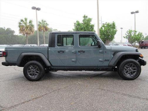 Anvil Clearcoat 2026 Jeep Gladiator Sport