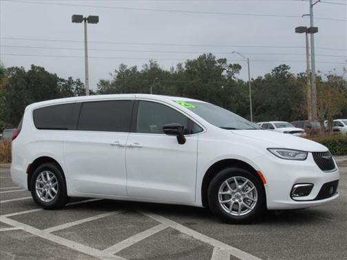 2025 Chrysler Pacifica L