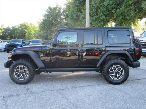 Black Clearcoat 2025 Jeep Wrangler Rubicon