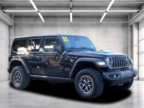 Black Clearcoat 2025 Jeep Wrangler Rubicon