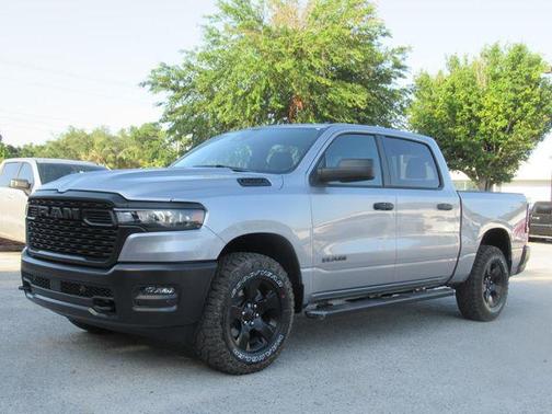 2025 RAM 1500 Warlock Crew Cab 4x4 5'7' Box