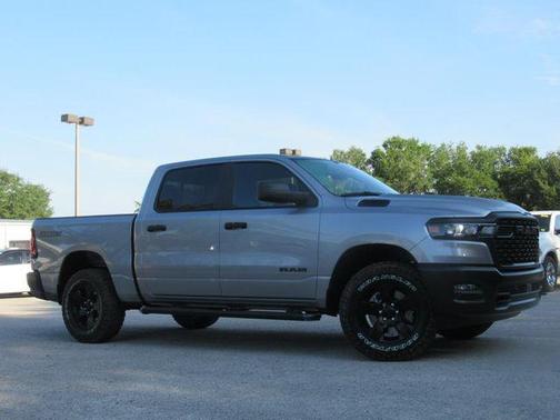 2025 RAM 1500 Warlock Crew Cab 4x4 5'7' Box