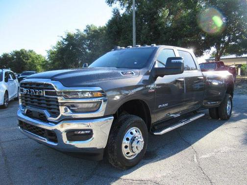 Granite Crystal Metallic Clearcoat 2026 RAM 3500 Big Horn Crew Cab 4x4 8' Box