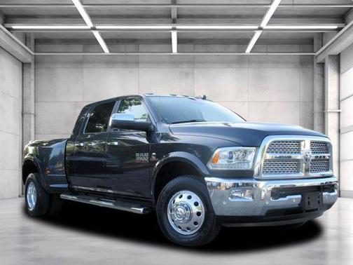 2016 RAM 3500 Laramie