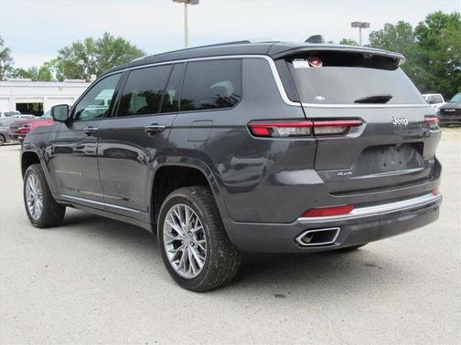 Diamond Black Crystal Pearlcoat 2023 Jeep Grand Cherokee L Summit