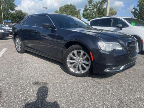 2016 Chrysler 300 S